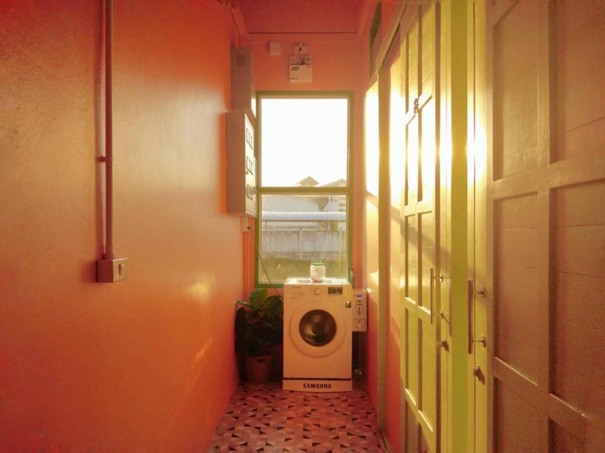 Alley51 Hotel Surat Thani Zewnętrze zdjęcie