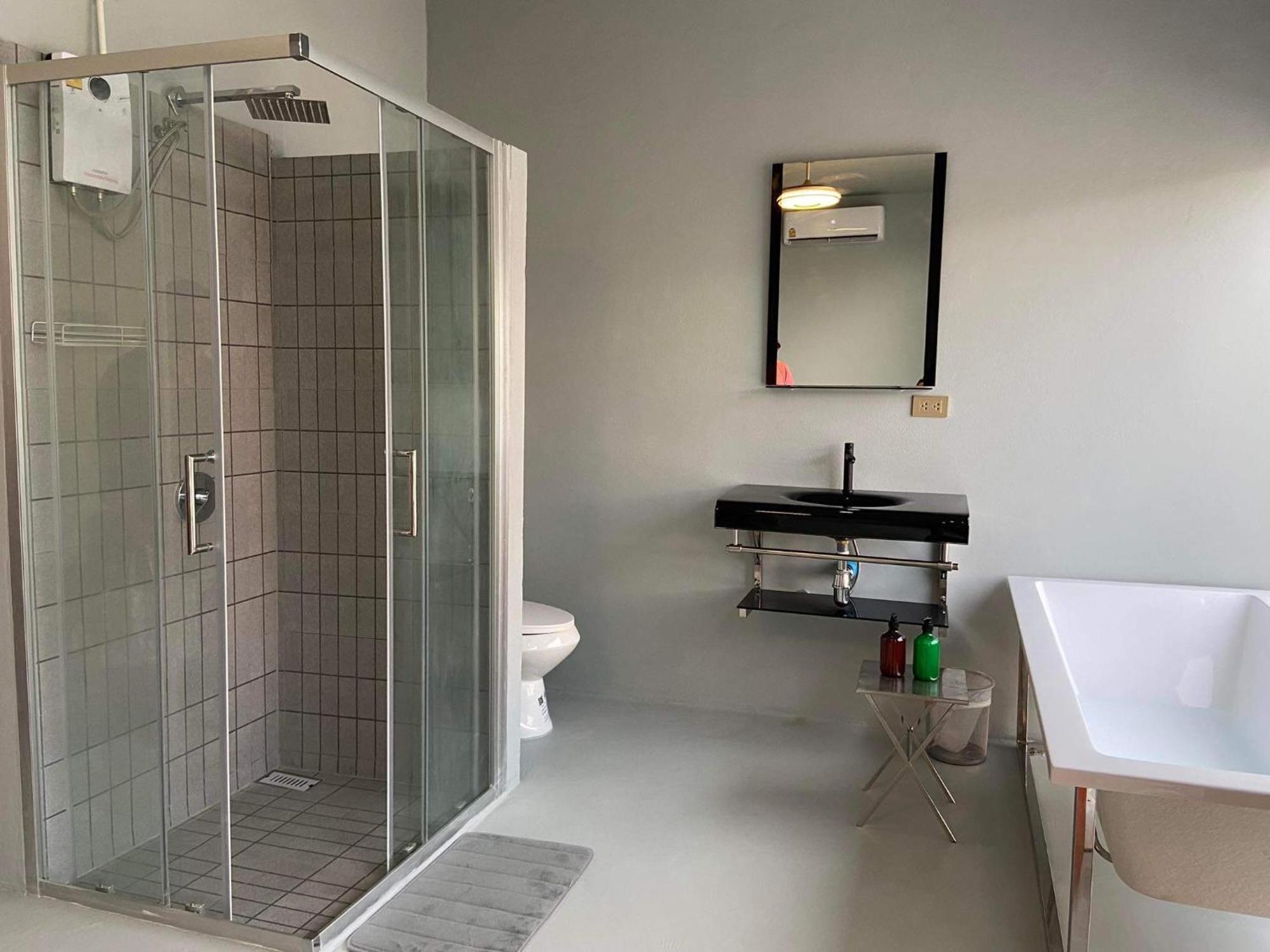 Alley51 Hotel Surat Thani Zewnętrze zdjęcie