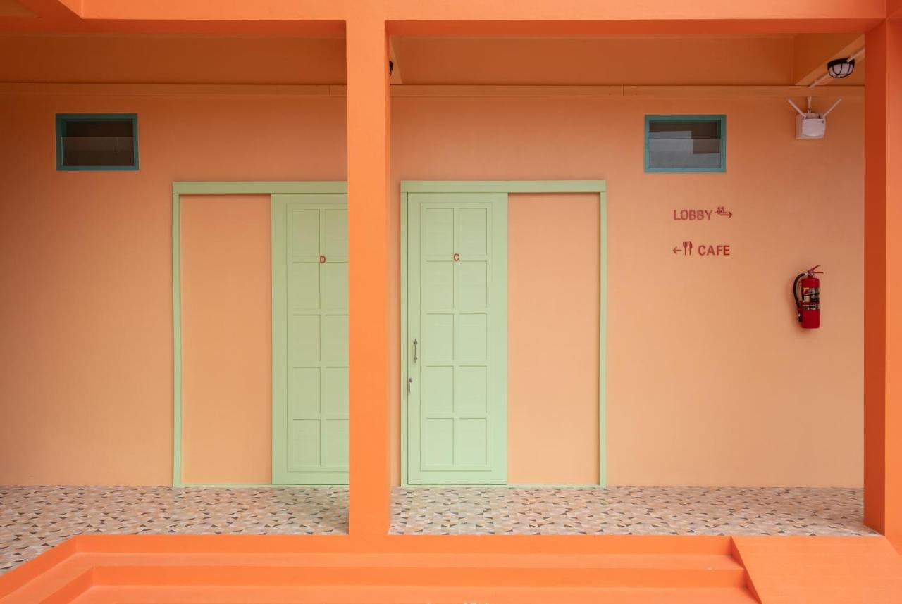 Alley51 Hotel Surat Thani Zewnętrze zdjęcie